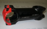 Představec Concept CEX 31,8/90mm černý+červené čelo