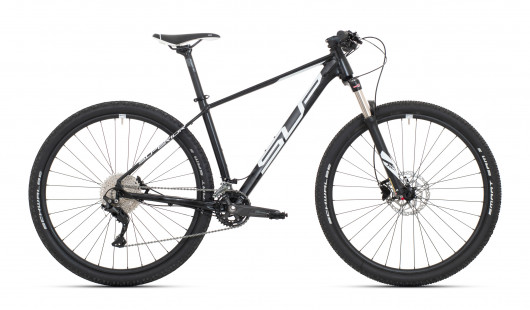 Kolo SUPERIOR XC 889 Matte Black/White - CykloNěmčík.cz