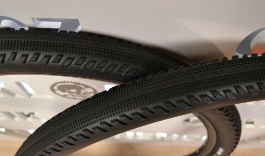 Plášť SCHWALBE Hurricane 29" (50-622) drát