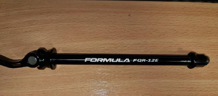 Shimano Axe Traversant - AX-MT700 E-Thru - 12x157mm