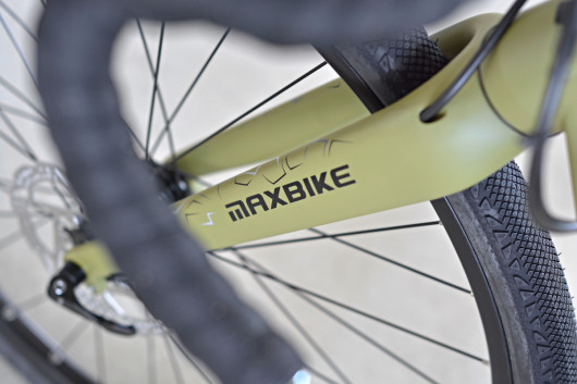 Rám Maxbike GRAVEL Al 540 matně béžový + vidlice + osy