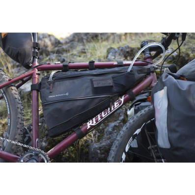 Rámová brašna BLACKBURN Outpost Frame Bag Large