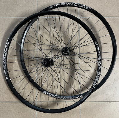 Kola Remerx Rocky - HBM410boost +FHM410 BOOST 12SPEED