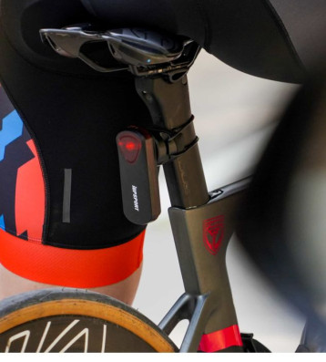 Zadní blikačka iGPSport SR30 Radar