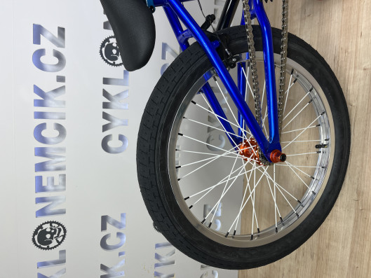 Kola BMX napletená komplet pár 34R ; 36 děr White+Silver RHD