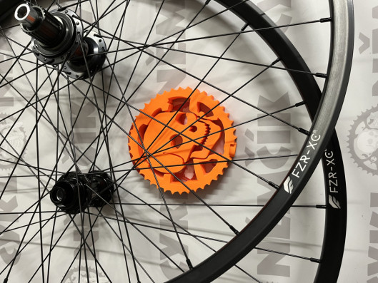 Kola napletená Mach TRZ XC32+Mavic MX801 disc superlight 1633g