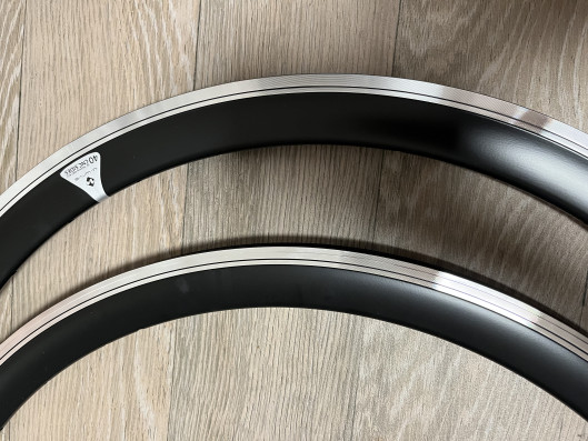 Ráfek 28"/622 32d. CNC výška 40mm double černý