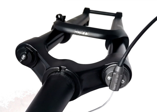 Vidlice RED 550TA 29’ RL 120mm BOOST