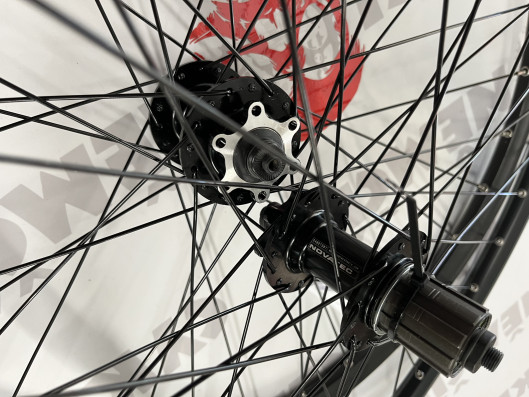 Kola napletená 26" topdisc+ novatec