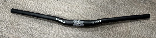 Řídítka MTB GHOST 700mm zdvih 15mm