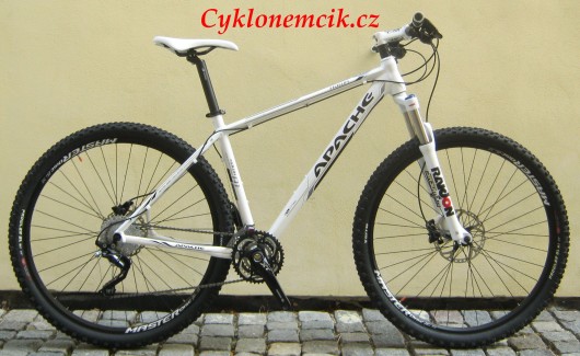 Kolo Apache Hawk A1 29 XT Raidon