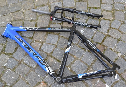 Rám Leader Fox Evolution MTB 26"-vidlice RST