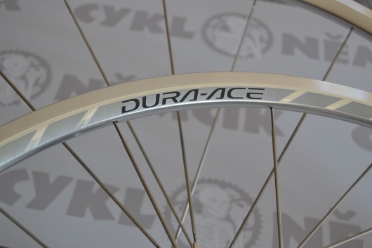 Kola Shimano Dura Ace WH-7800