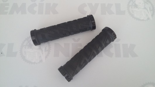 Gripy Ghost s aretací černé