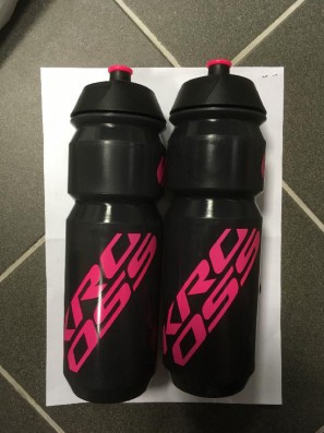 Láhev KROSS Team Issue 750ml - růžová